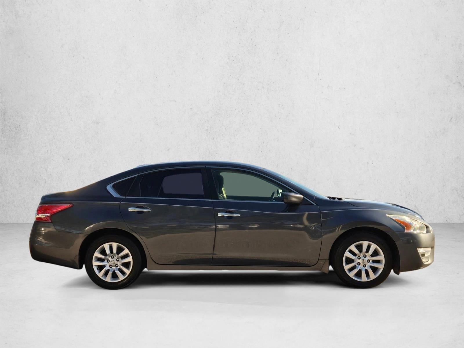 2013 Nissan Altima 4dr Sdn I4 2.5 S