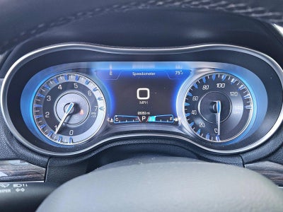 2022 Chrysler 300 Touring RWD