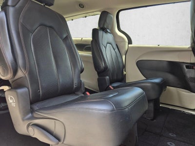 2019 Chrysler Pacifica Touring L FWD