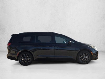 2020 Chrysler Pacifica Touring L Plus FWD