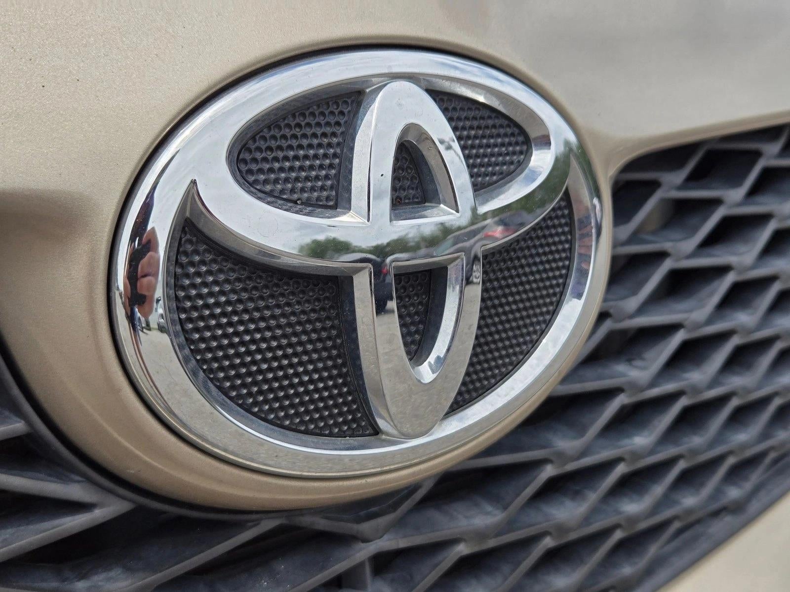 2010 Toyota Corolla 4dr Sdn Auto S (Natl)