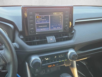 2021 Toyota RAV4 LE FWD (GS)