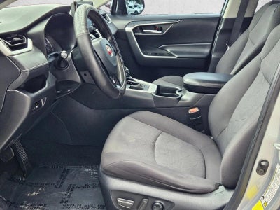 2021 Toyota RAV4 XLE FWD (GS)