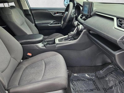 2021 Toyota RAV4 XLE FWD (GS)
