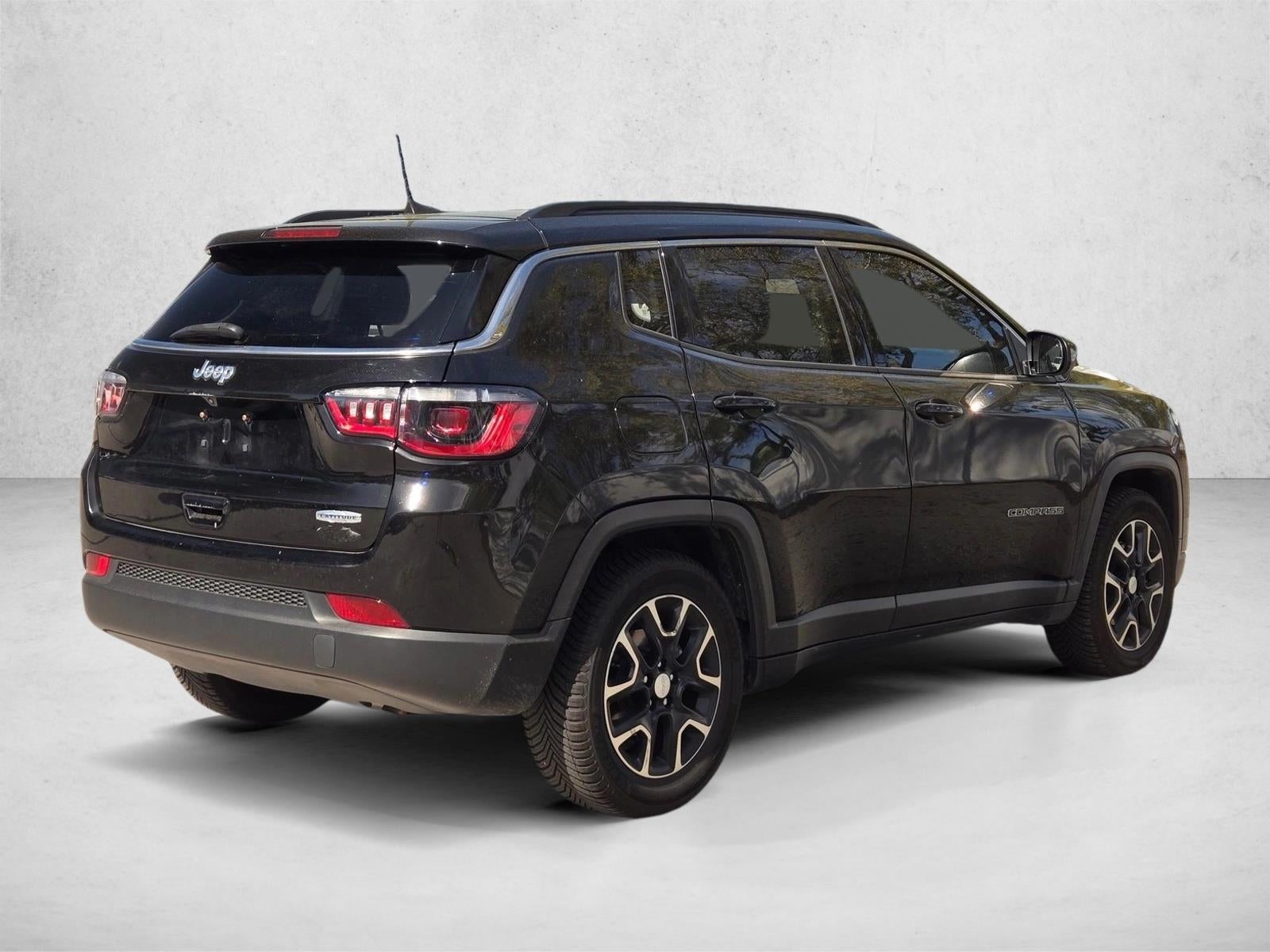 2022 Jeep Compass Latitude FWD