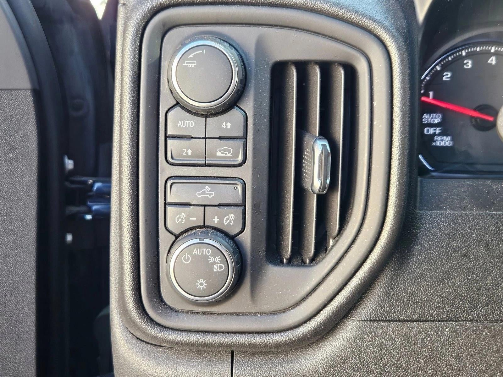 2020 Chevrolet Silverado 1500 Crew Cab Short Box 4-Wheel Drive Custom