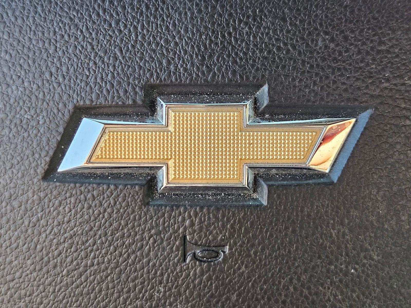 2020 Chevrolet Silverado 1500 Crew Cab Short Box 4-Wheel Drive Custom