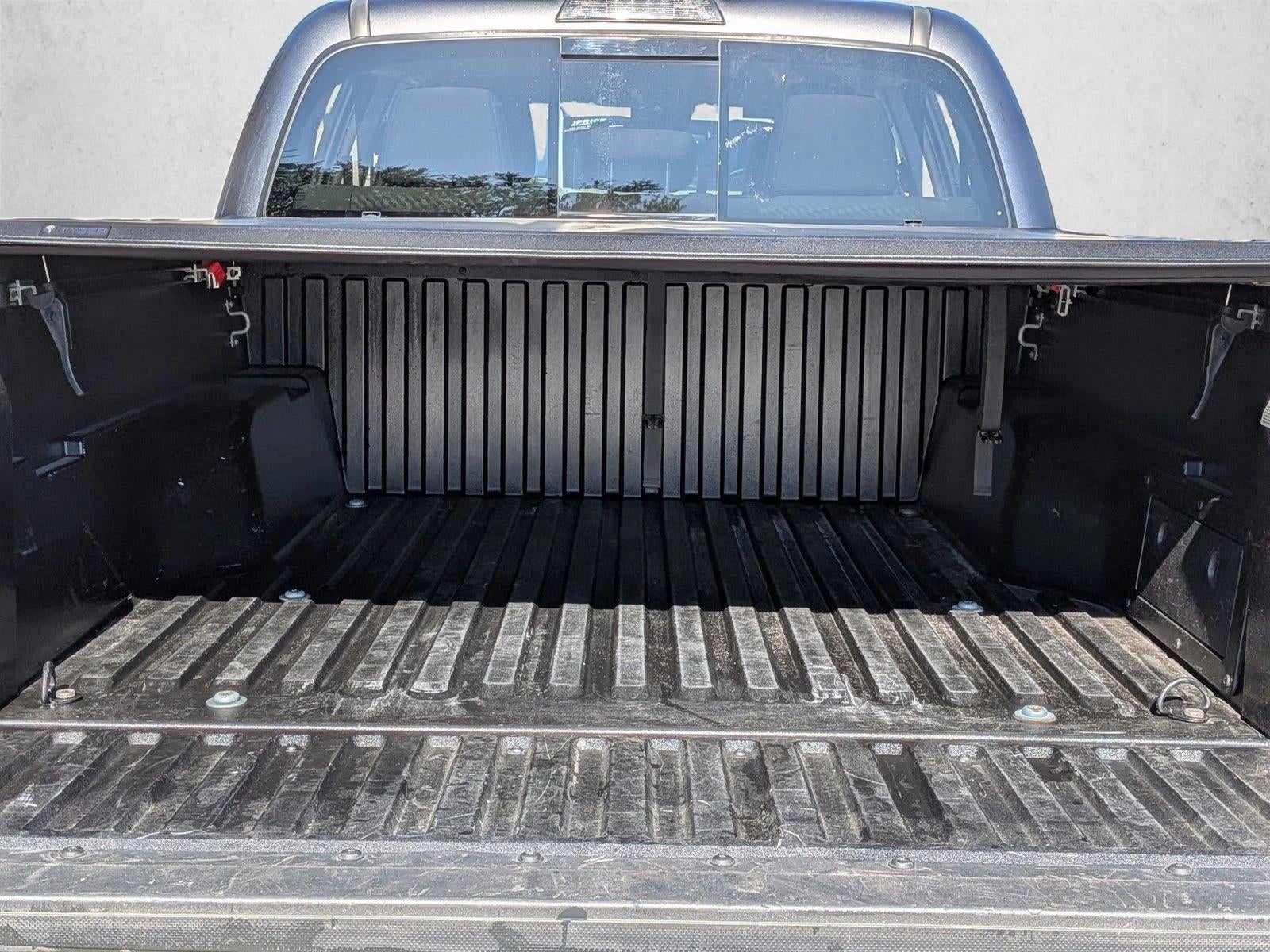 2021 Toyota Tacoma 2WD 2WD SR5 Double Cab 5' Bed V6 AT (GS)