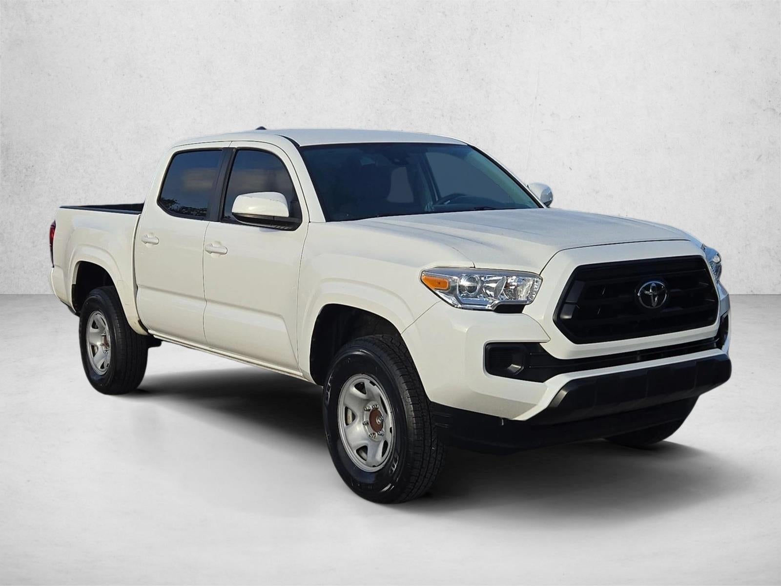2022 Toyota Tacoma 2WD 2WD SR Double Cab 5' Bed I4 AT (GS)
