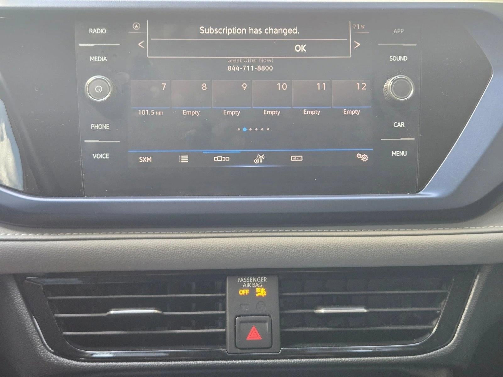 2024 Volkswagen Taos SE FWD