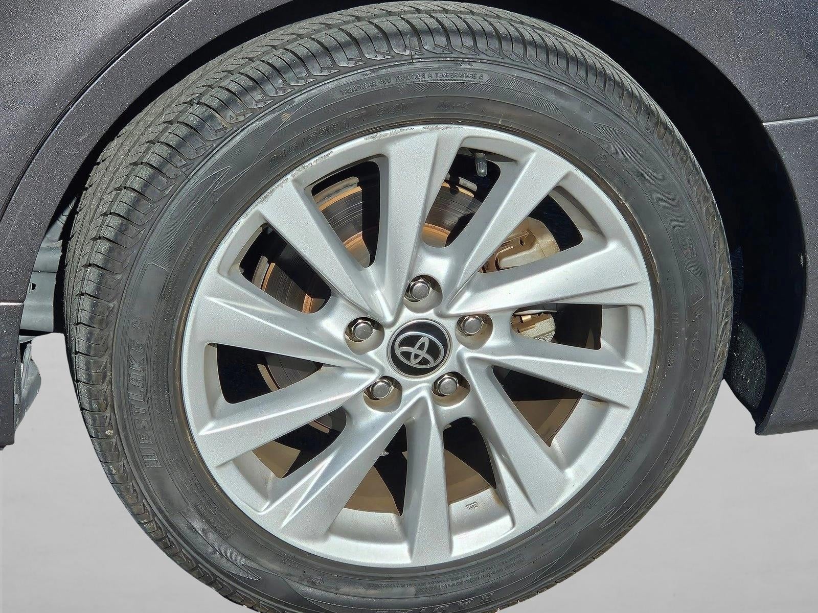 2022 Toyota Camry LE Auto (SE)