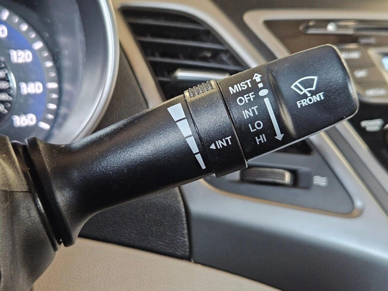 2016 Hyundai ELANTRA 4dr Sdn Auto SE