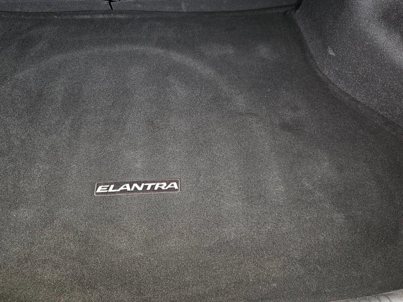 2016 Hyundai ELANTRA 4dr Sdn Auto SE