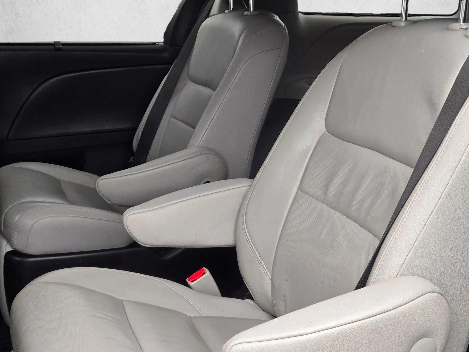 2015 Toyota Sienna 5dr 7-Pass Van Ltd FWD (GS)