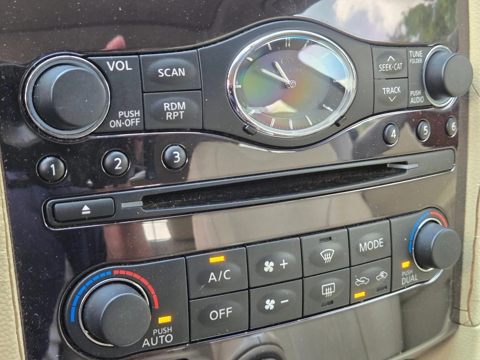 2011 INFINITI FX35 Base