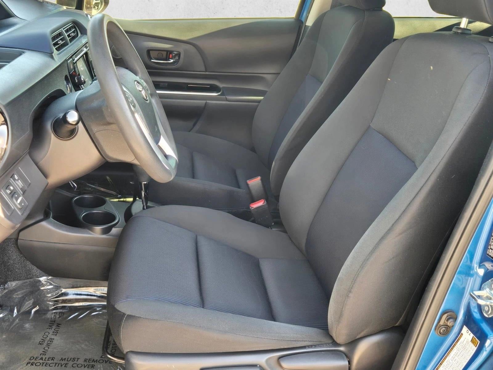 2015 Toyota Prius c 5dr HB Three (SE)