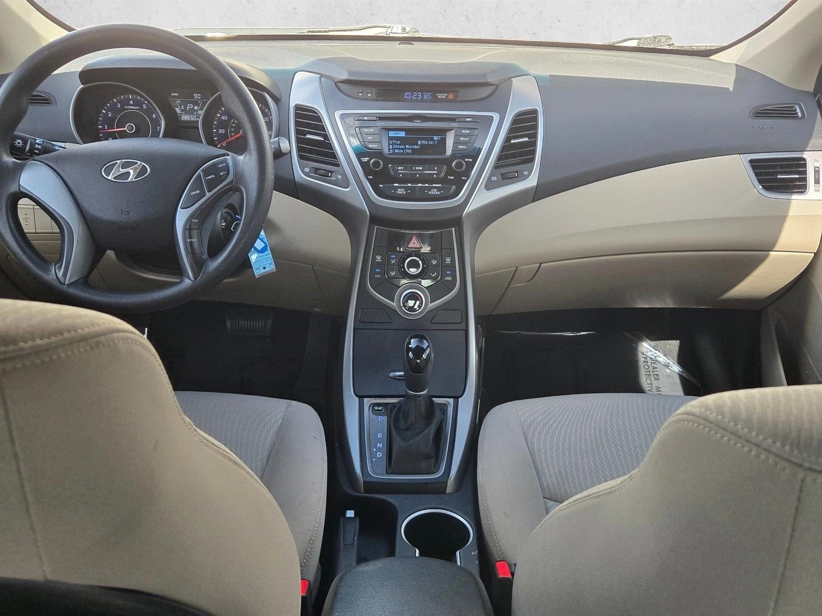 2016 Hyundai ELANTRA 4dr Sdn Auto SE
