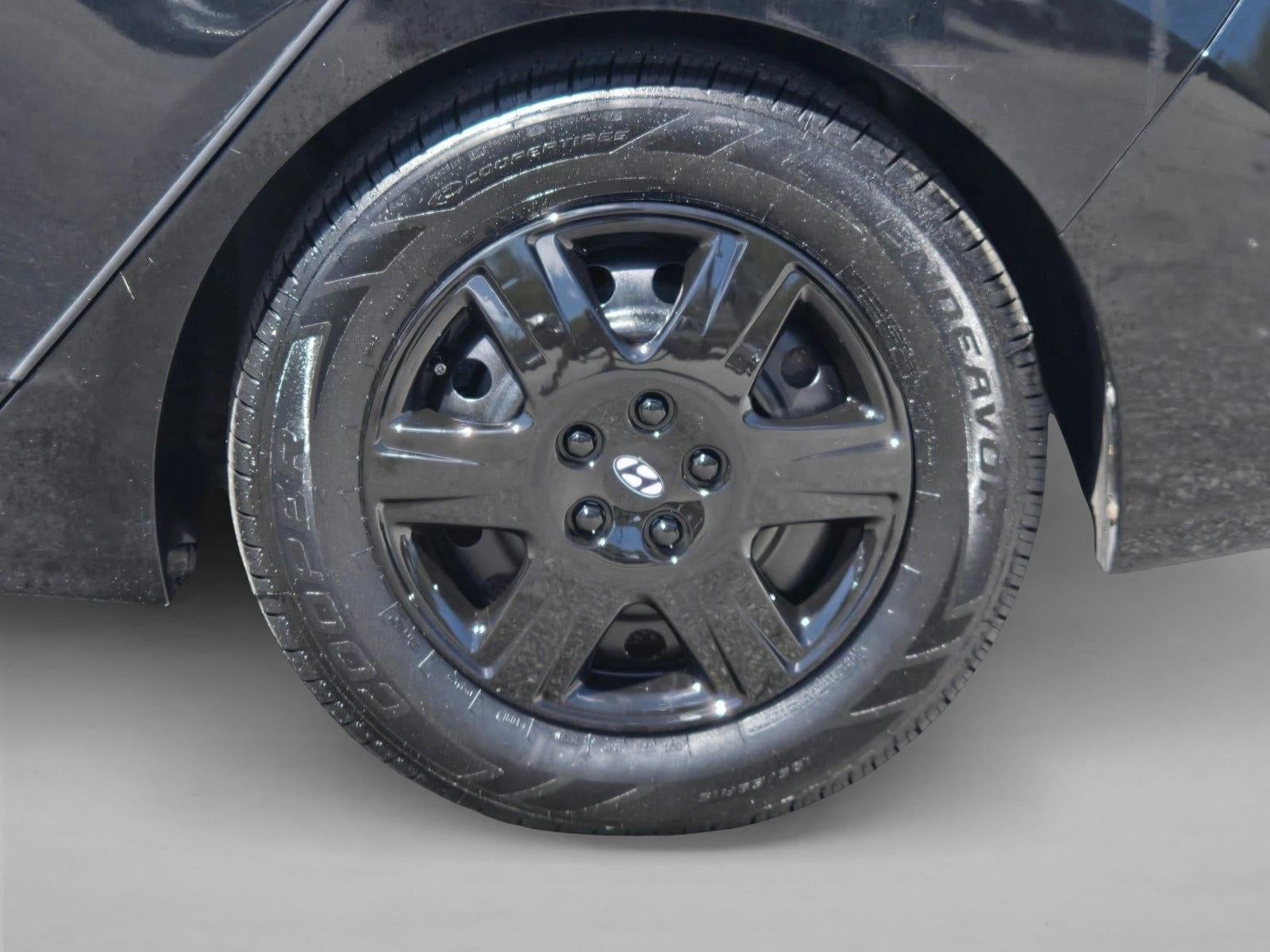 2016 Hyundai ELANTRA 4dr Sdn Auto SE