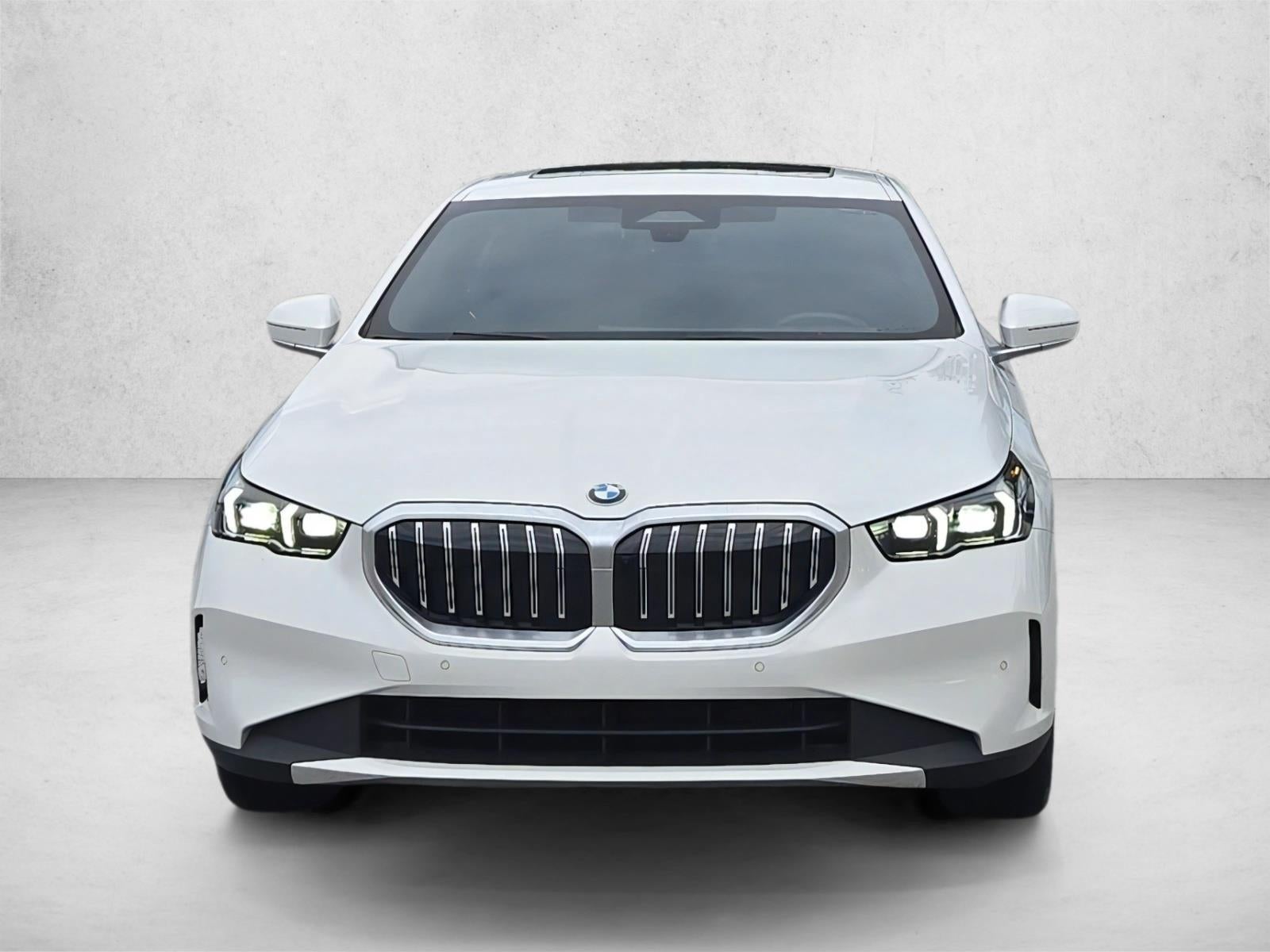 2025 BMW 530i Sedan