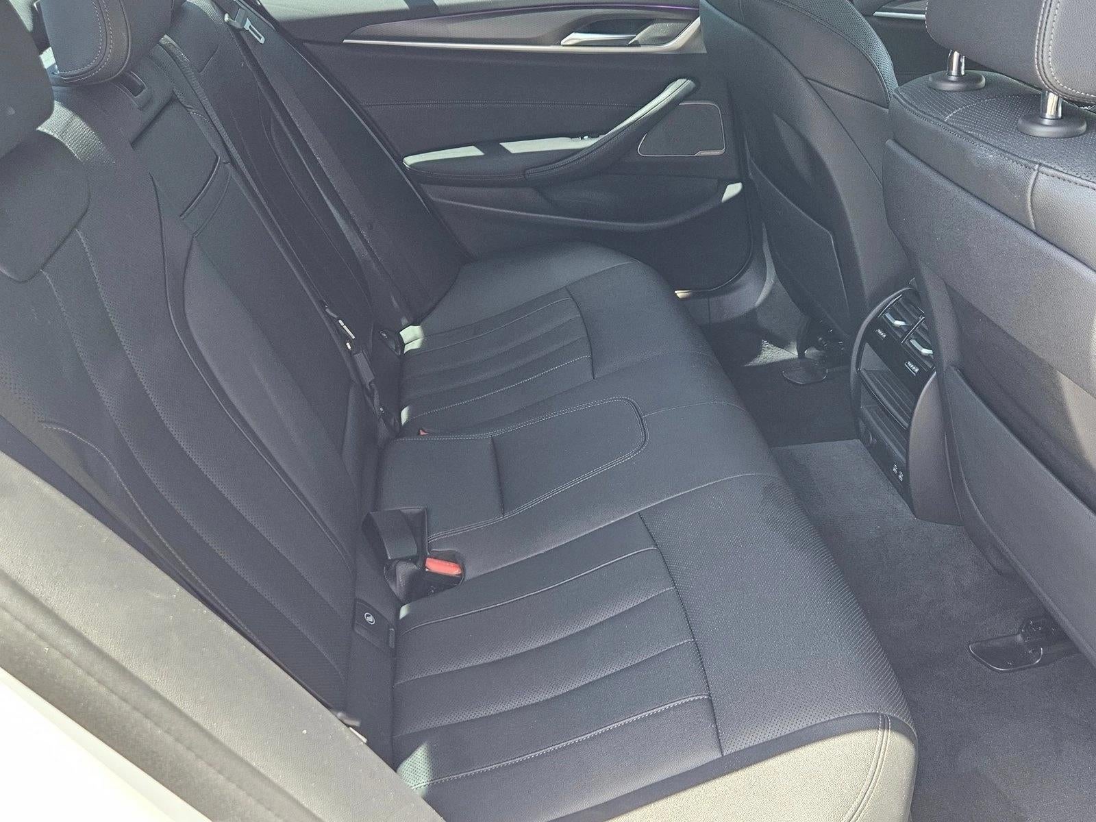 2022 BMW 530i Sedan