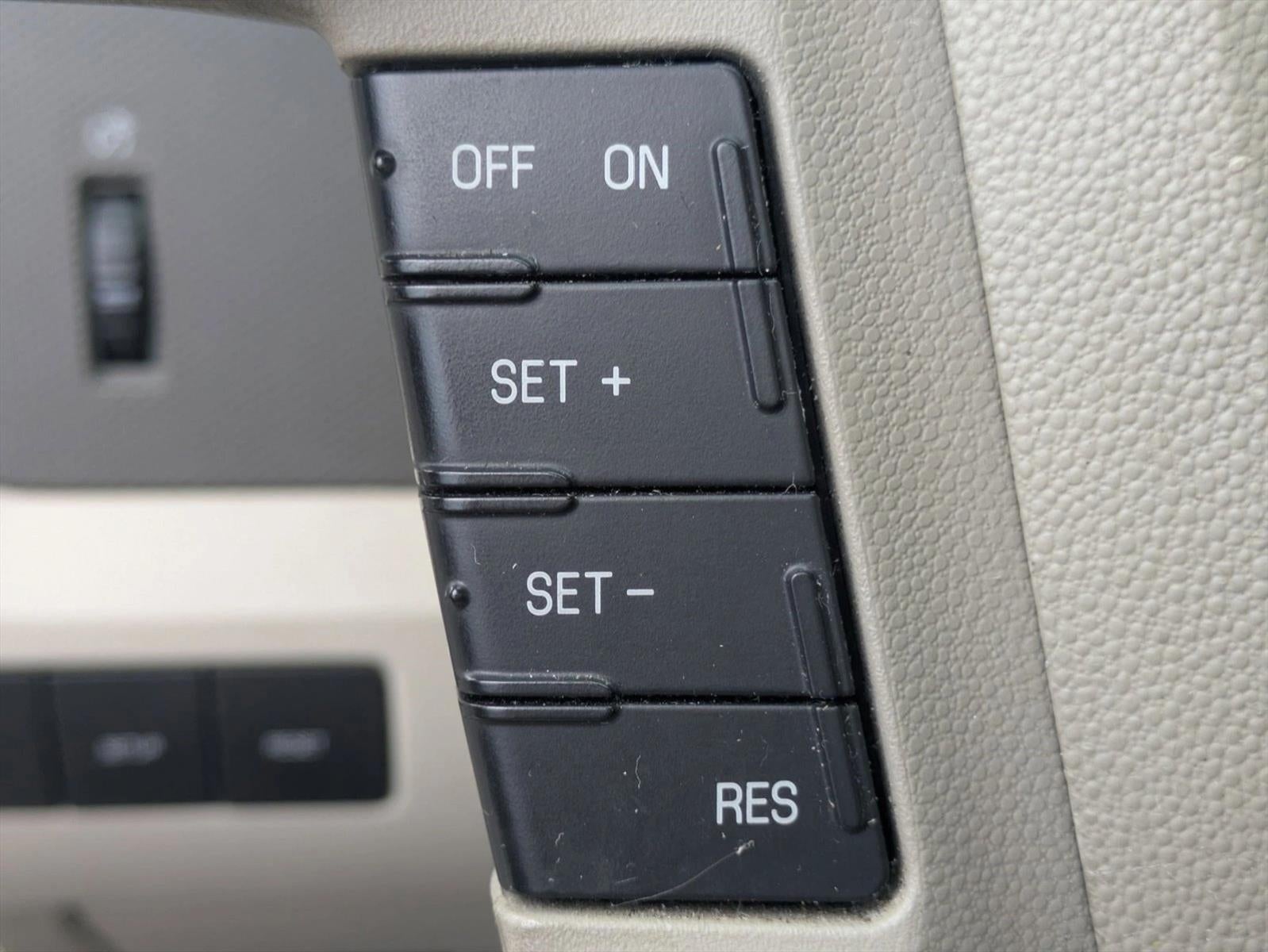 2012 Ford Escape FWD 4dr XLS