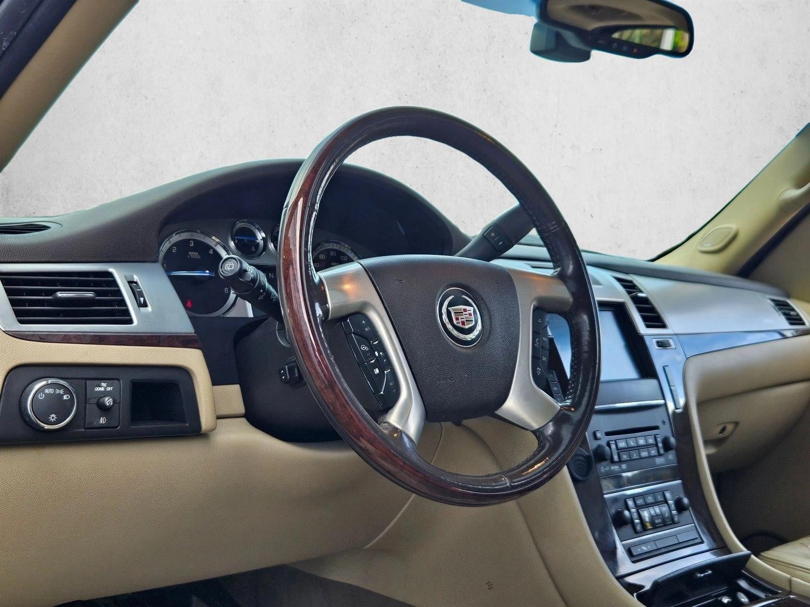2011 Cadillac Escalade RWD Luxury