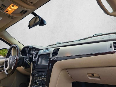 2011 Cadillac Escalade RWD Luxury