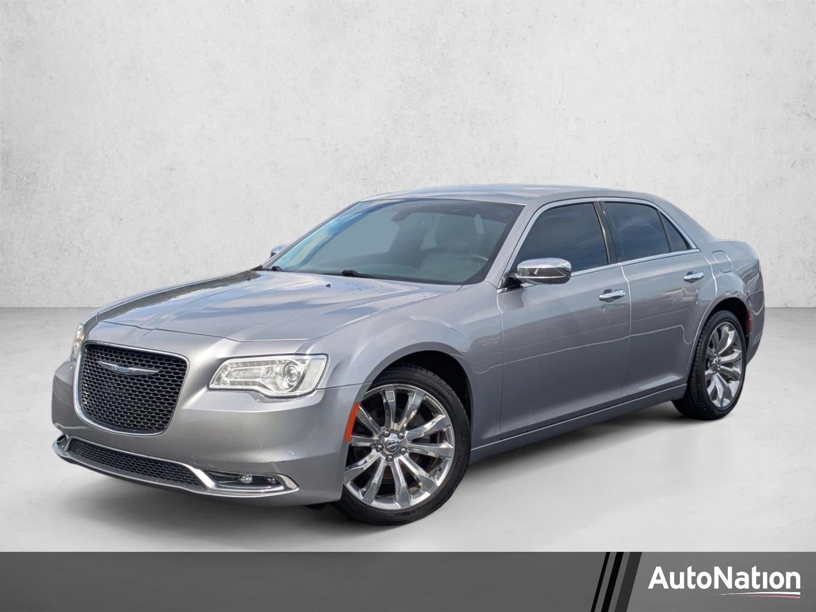 2018 Chrysler 300 Limited's photo