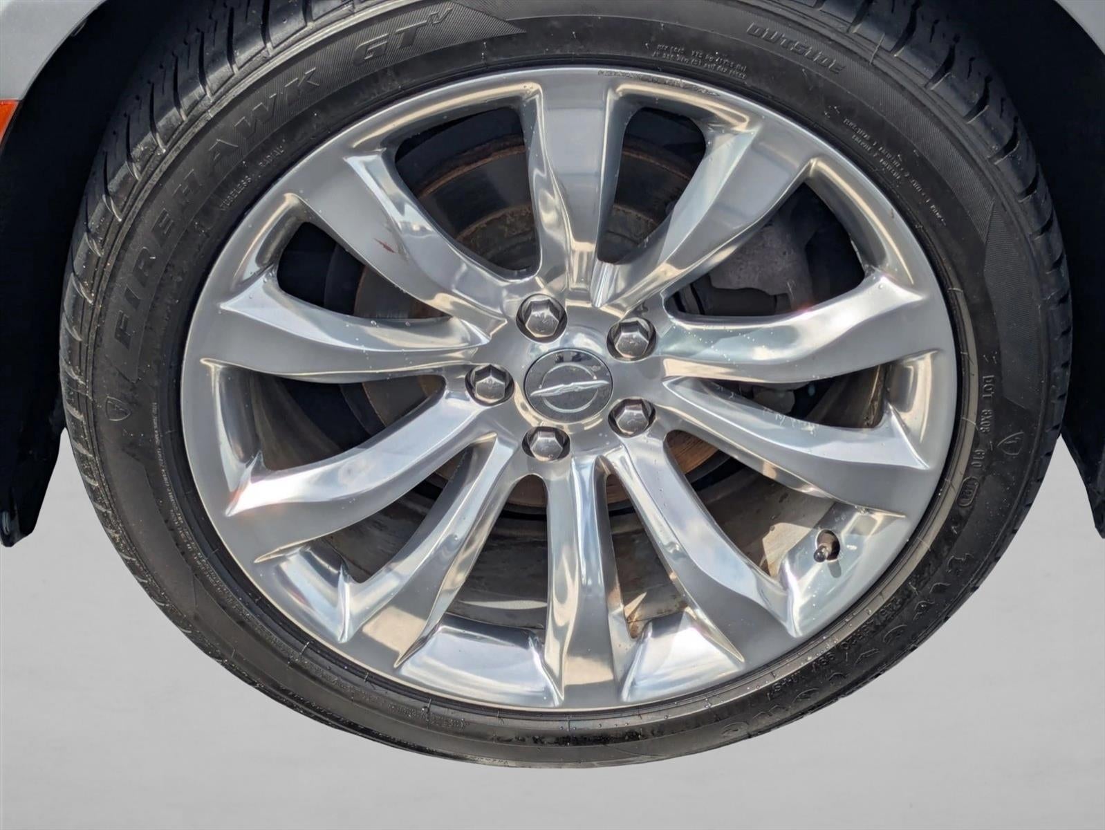 2018 Chrysler 300 Limited RWD