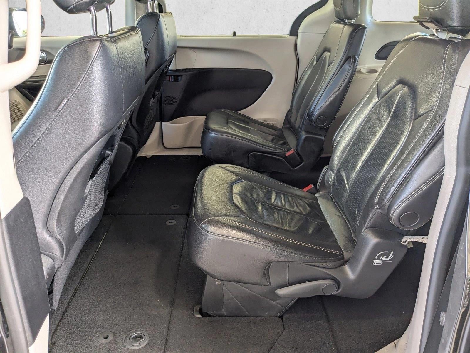 2022 Chrysler Pacifica Touring L FWD