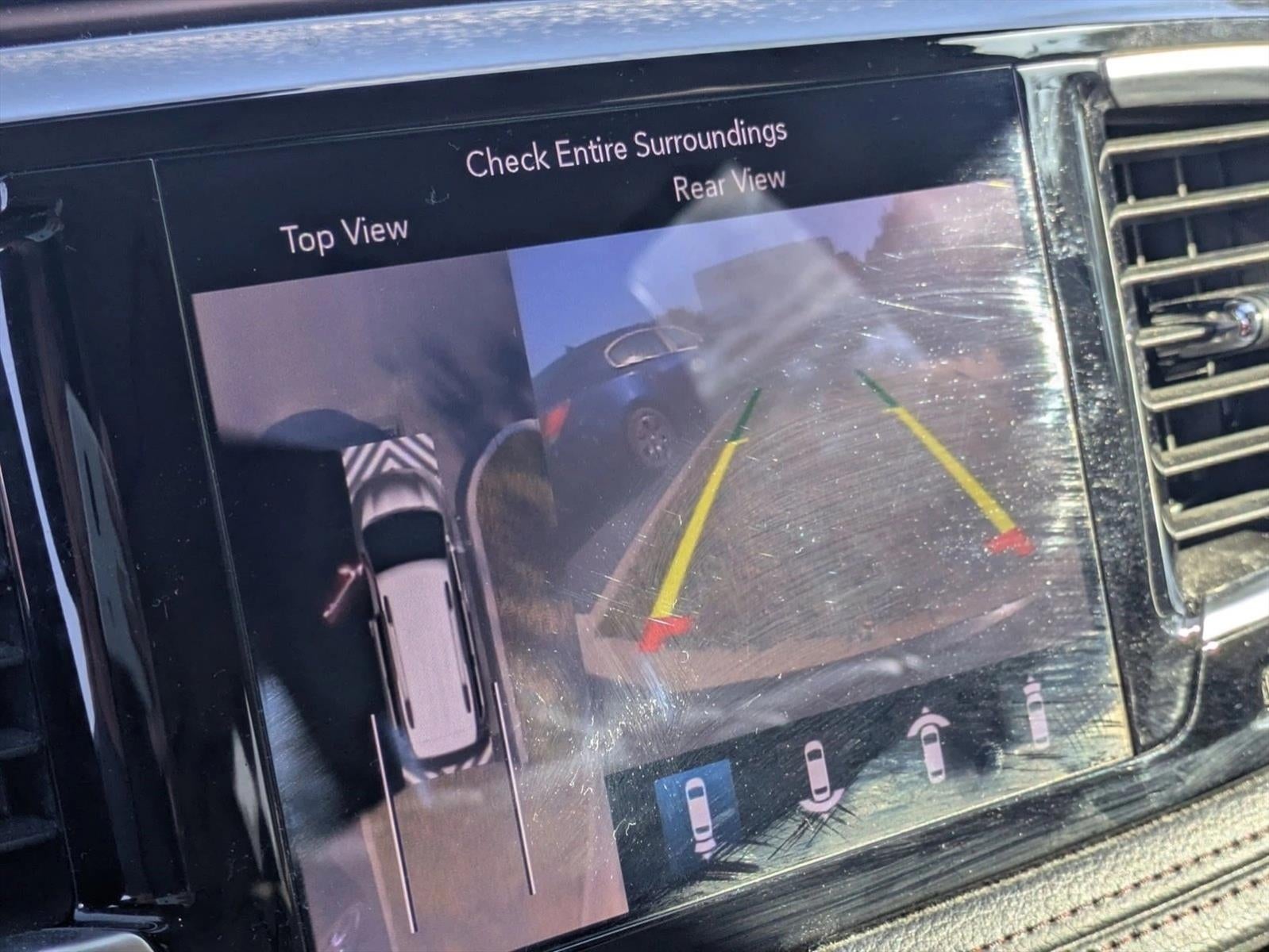 2018 Chrysler Pacifica Limited FWD