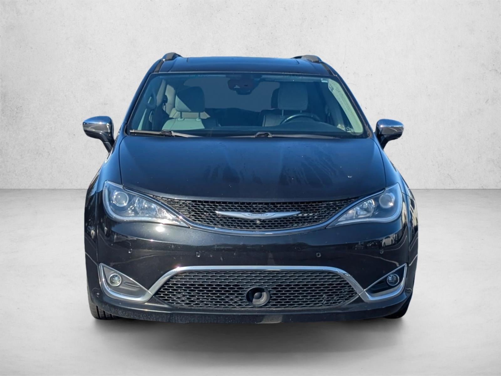 2018 Chrysler Pacifica Limited FWD
