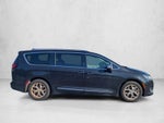 2018 Chrysler Pacifica Limited FWD