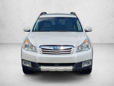 2011 Subaru Outback 3.6R Limited Automatic w/Power Moonroof Pkg