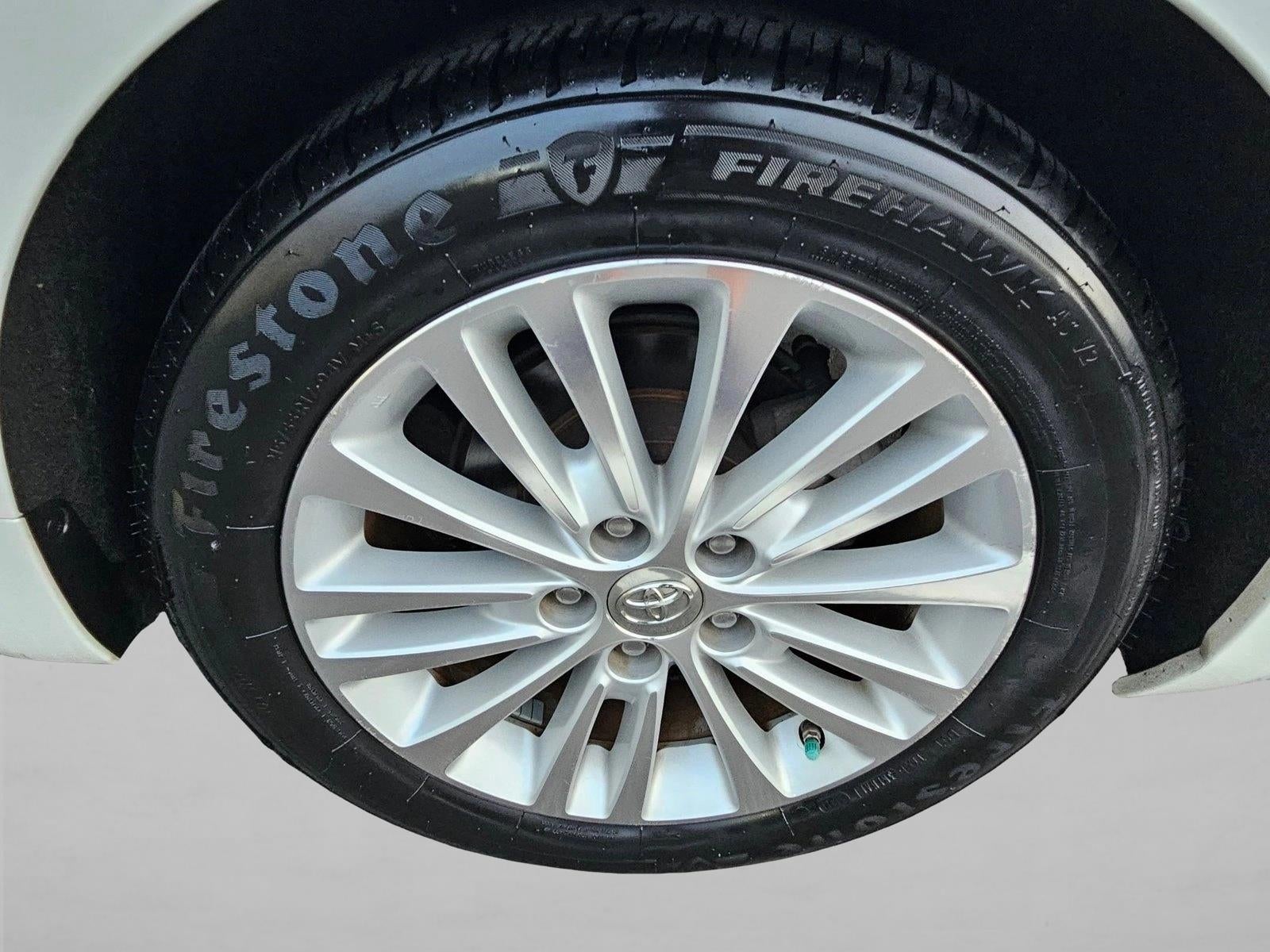 2015 Toyota Avalon Hybrid 4dr Sdn XLE Touring (Natl)