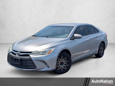 2017 Toyota Camry LE Auto (SE)