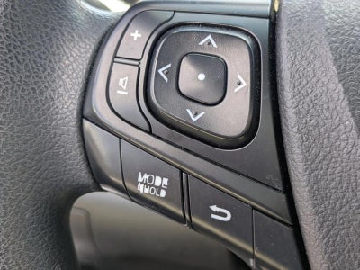 2017 Toyota Camry LE Auto (SE)