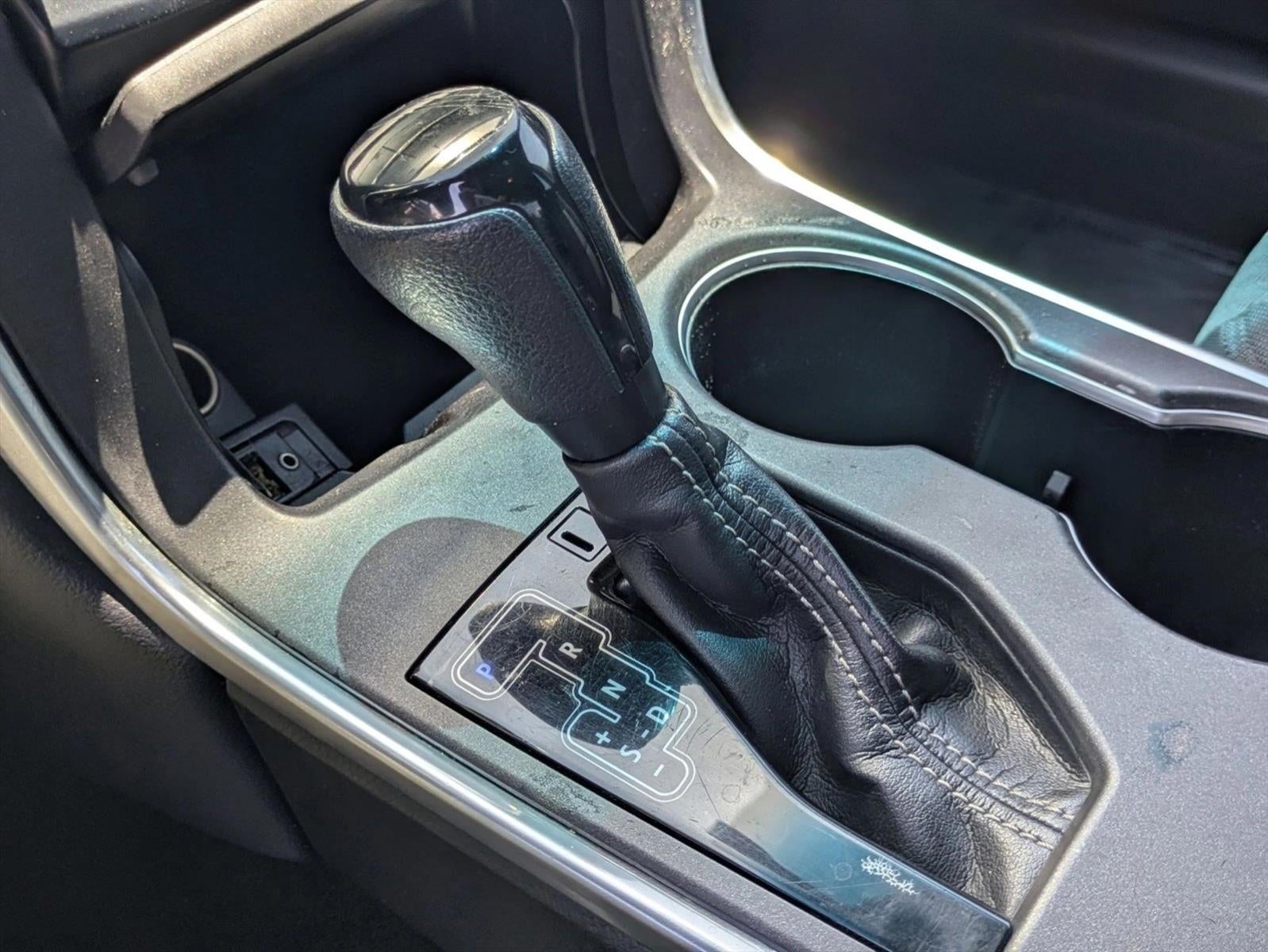 2017 Toyota Camry LE Auto (SE)