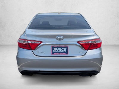 2017 Toyota Camry LE Auto (SE)