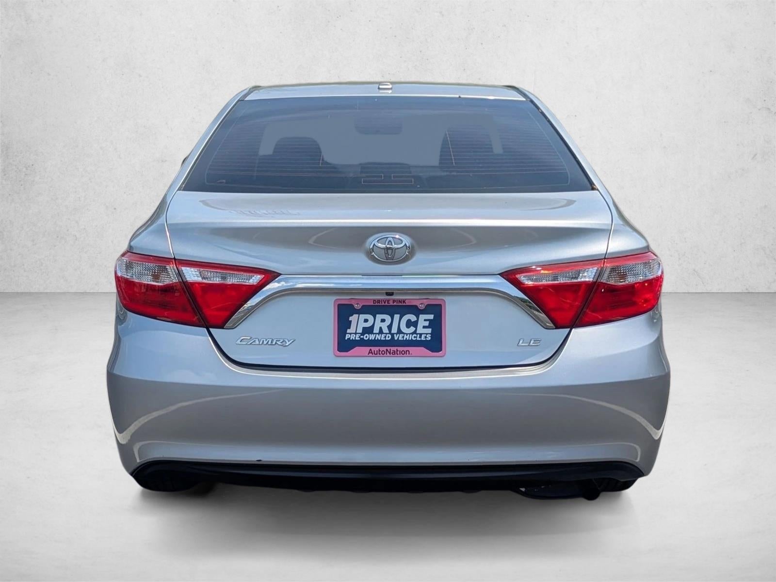 2017 Toyota Camry LE Auto (SE)