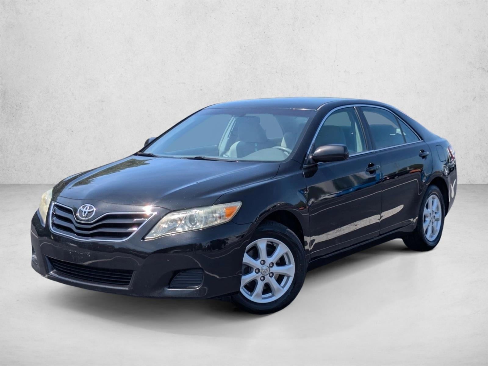 2011 Toyota Camry 4dr Sdn I4 Auto LE (Natl)