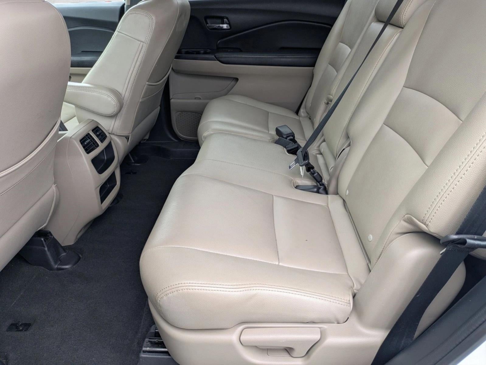 2017 Honda Pilot LX 2WD