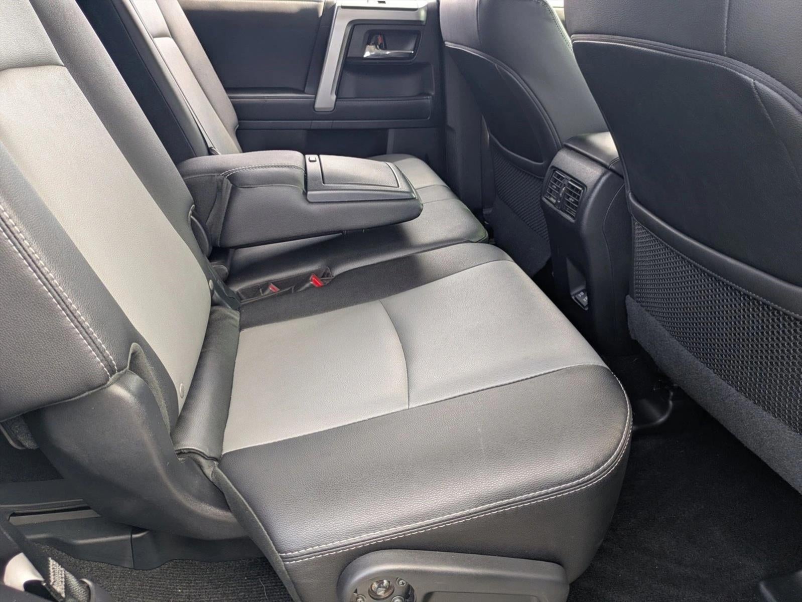 2022 Toyota 4Runner SR5 Premium 2WD (Natl)