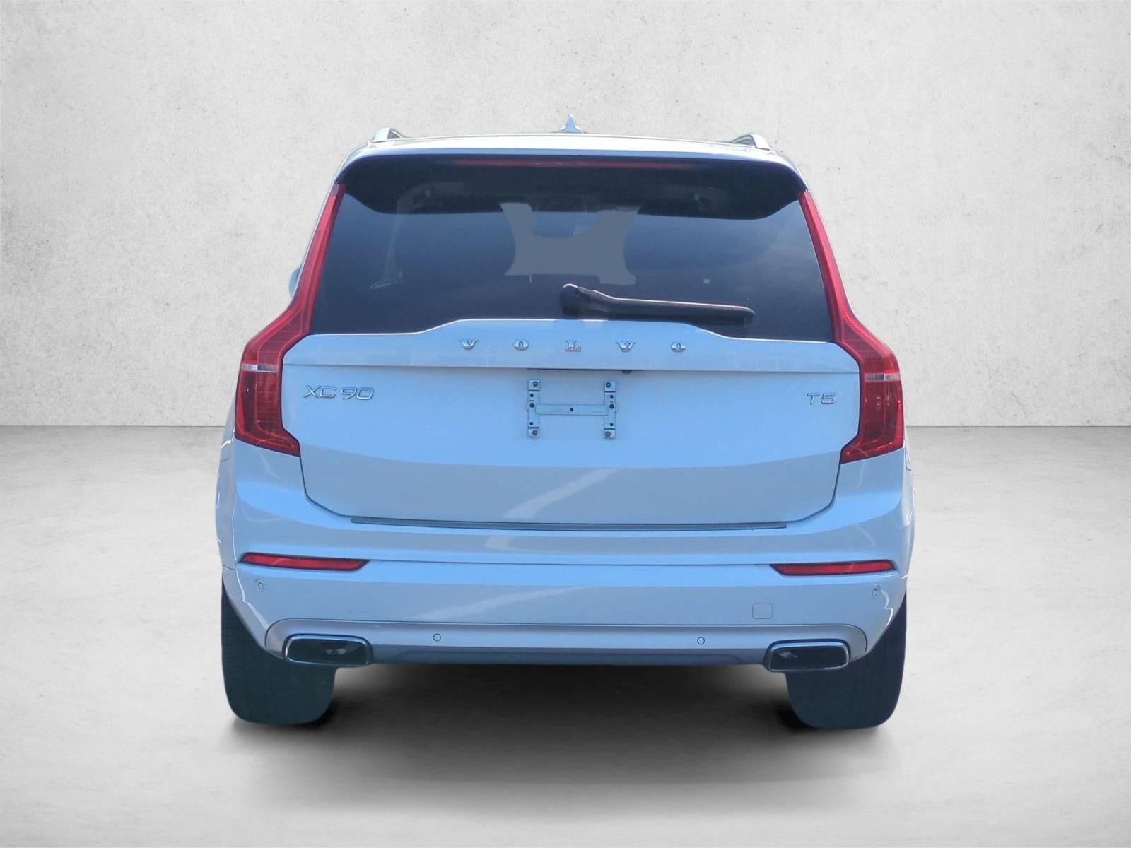 2021 Volvo XC90 T5 FWD Momentum 7P