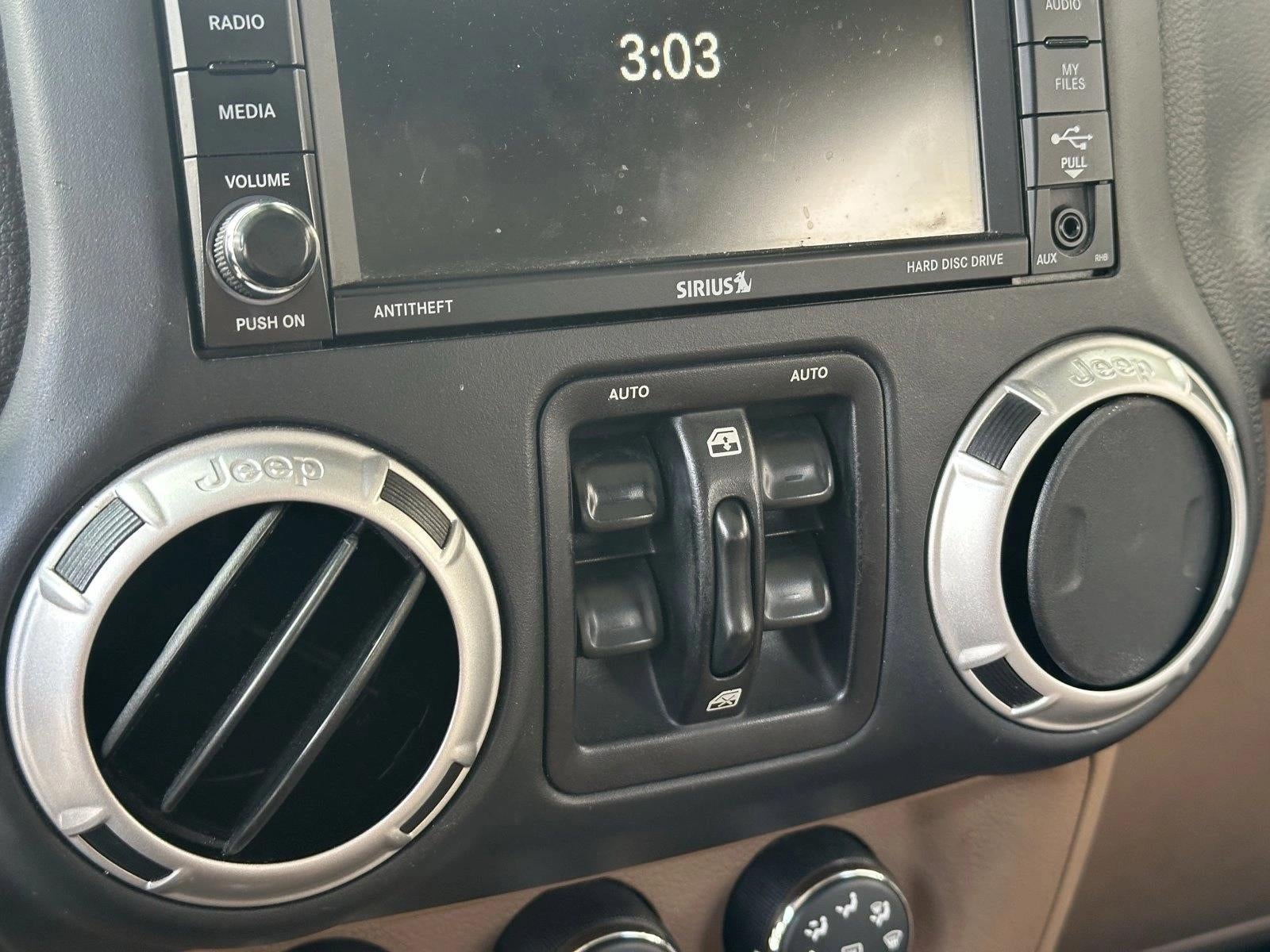 2016 Jeep Wrangler Unlimited 4WD 4dr Sahara