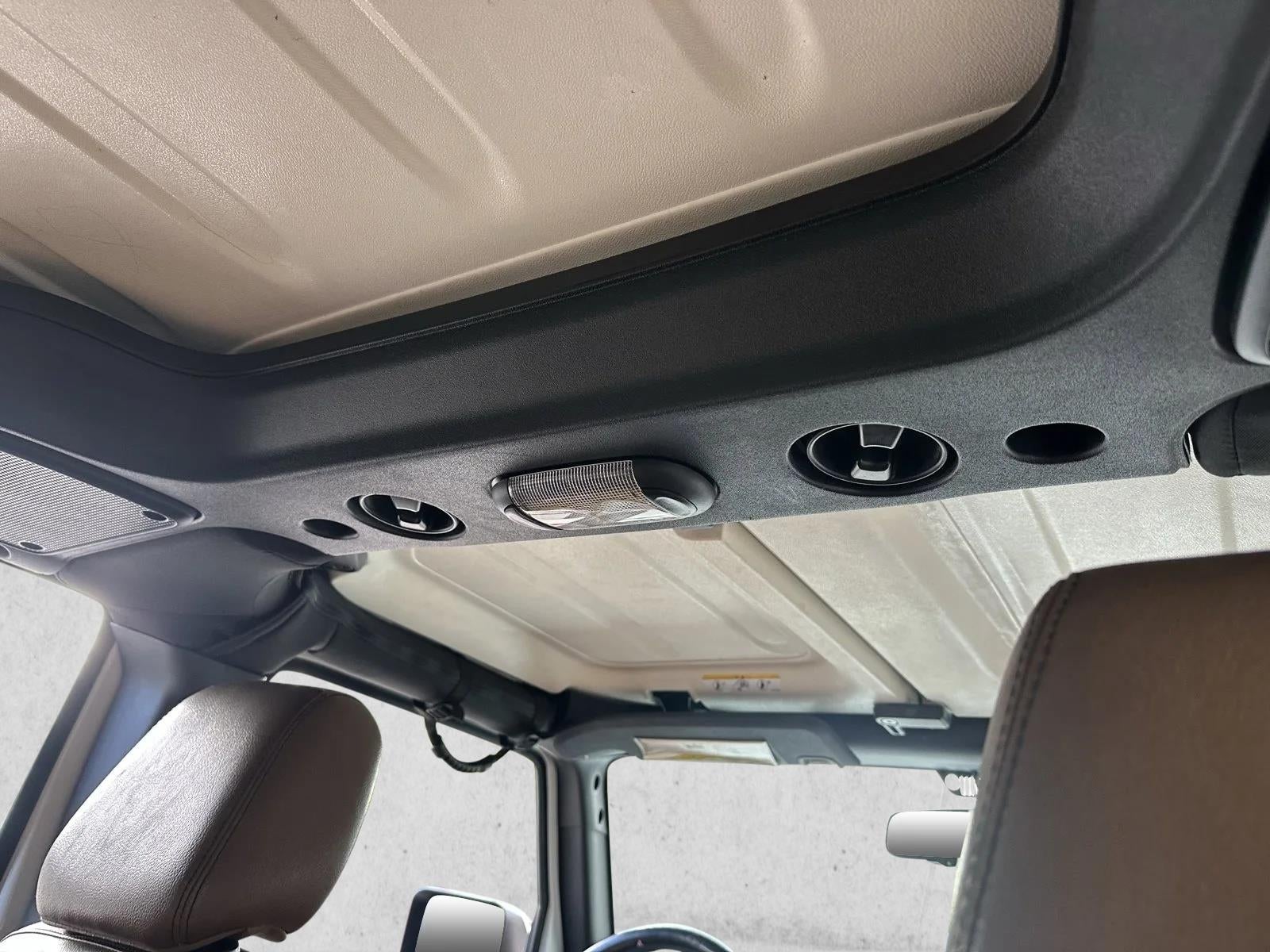 2016 Jeep Wrangler Unlimited 4WD 4dr Sahara