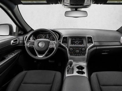 2018 Jeep Grand Cherokee Laredo 4x2 *Ltd Avail*
