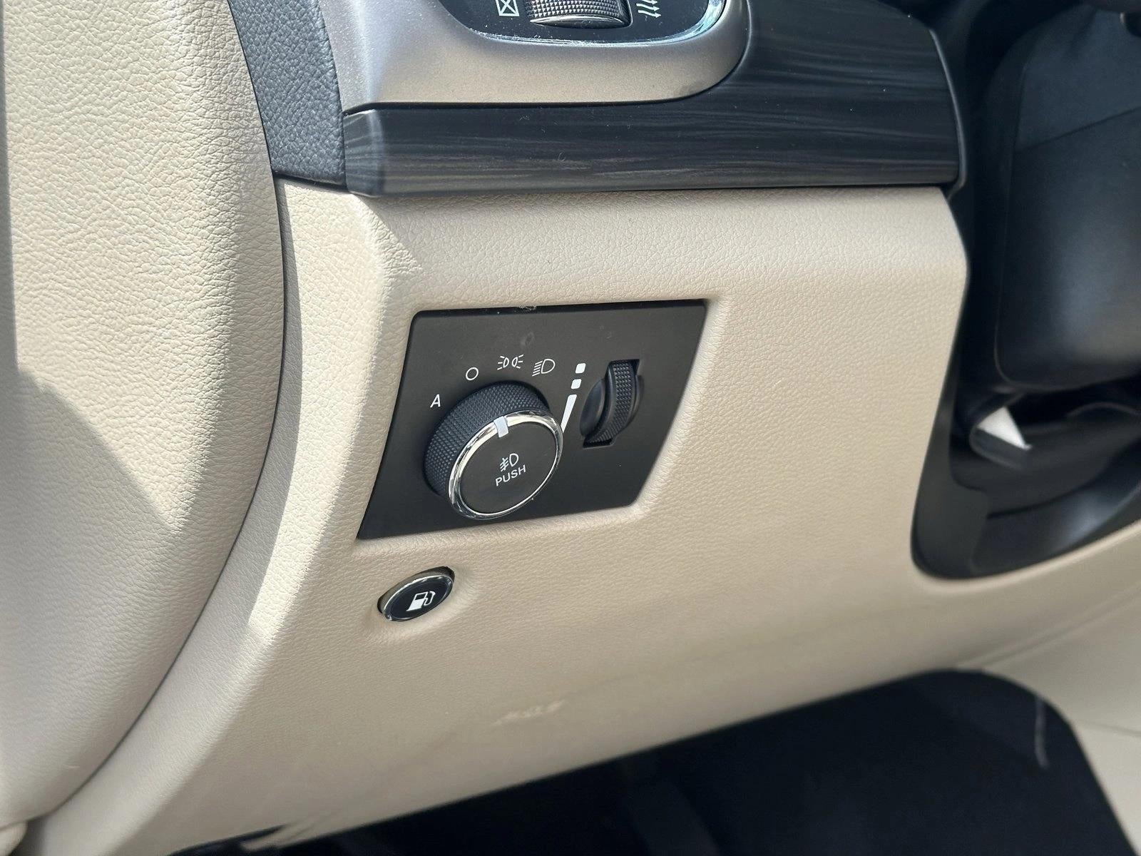 2019 Jeep Grand Cherokee Laredo E 4x4