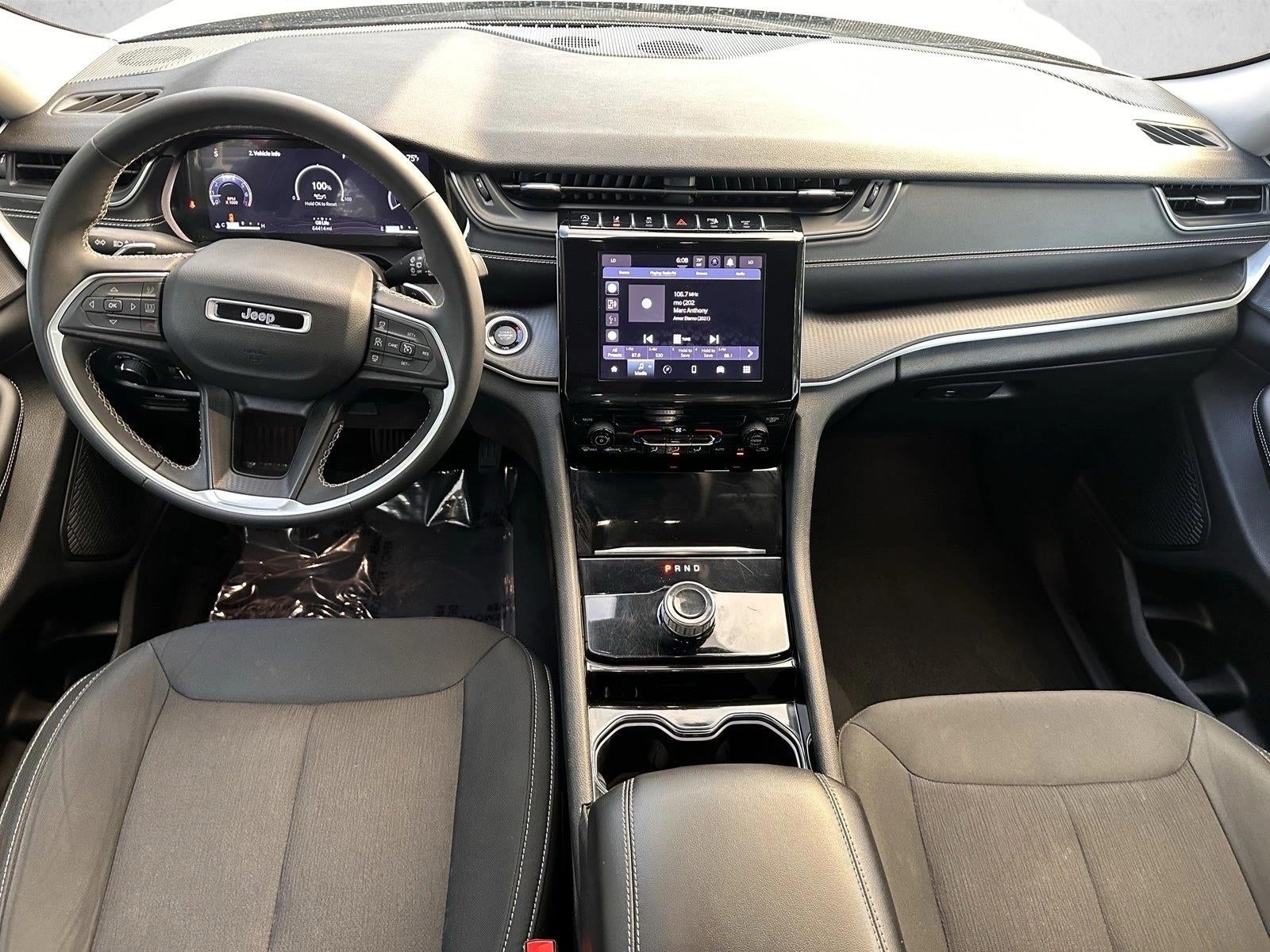 2023 Jeep Grand Cherokee L Laredo 4x4