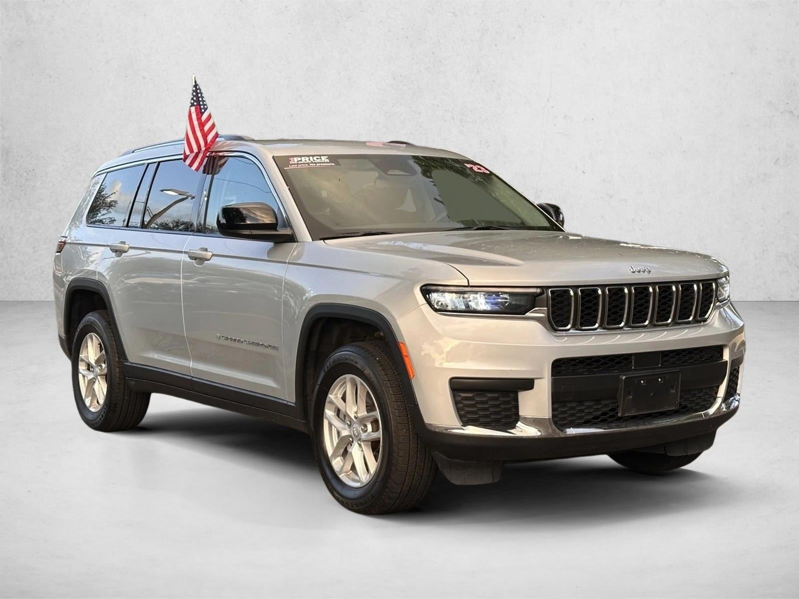2023 Jeep Grand Cherokee L Laredo 4x4